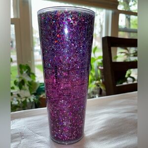 Purple glitter snow globe Starbucks tumbler never used! In great condition!